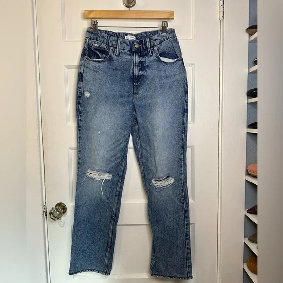 Good American Good '90s Icon Jean in Indigo065 - Picture 9 of 17